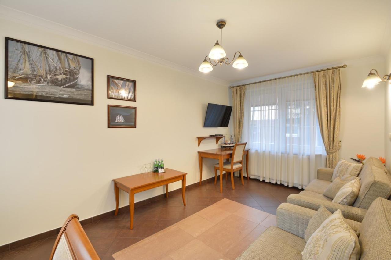 North Apartments Blue-Velvet, Parking Ustka Exterior foto